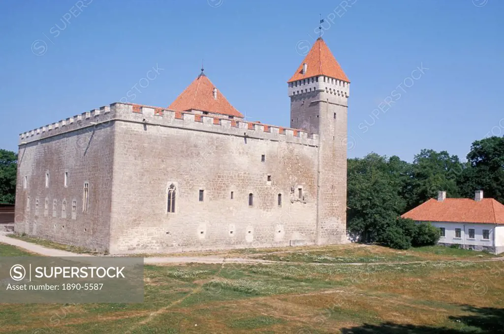 Kuressaare Castle built between 1338 and 1380, Saaremaa Island, Estonia, Baltic States, Europe