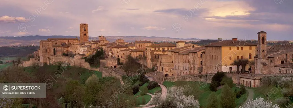 Colle di Val D´Elsa, a medieval town near Siena, Tuscany, Italy, Europe