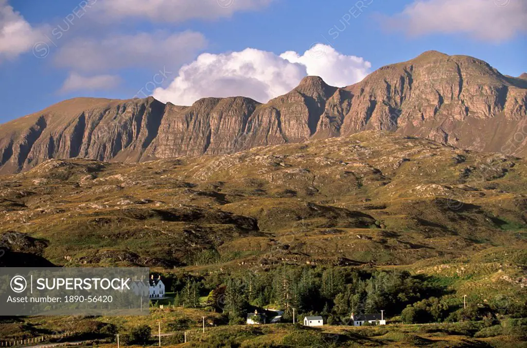 Lochassynt lodge, near Loch Assynt, and Quinag massif of Torridonian sandstone, Sutherland, Highland region, Scotland, United Kingdom, Europe