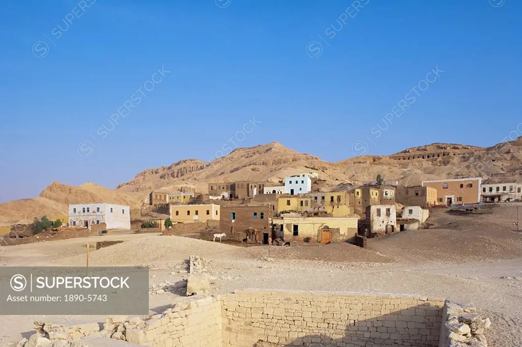 Village in western Thebes, Egypt, North Africa, Africa