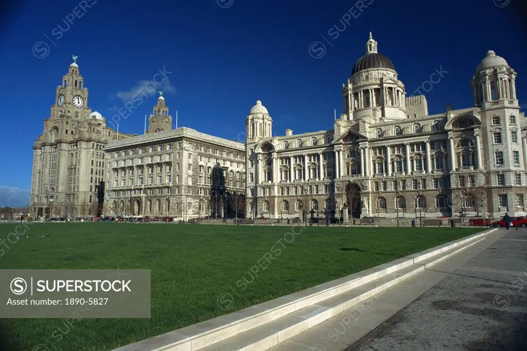 Liver Building and Mersey Docks and Harbour Board Building, Pier Head, Liverpool, Merseyside, England, United Kingdom, Europe