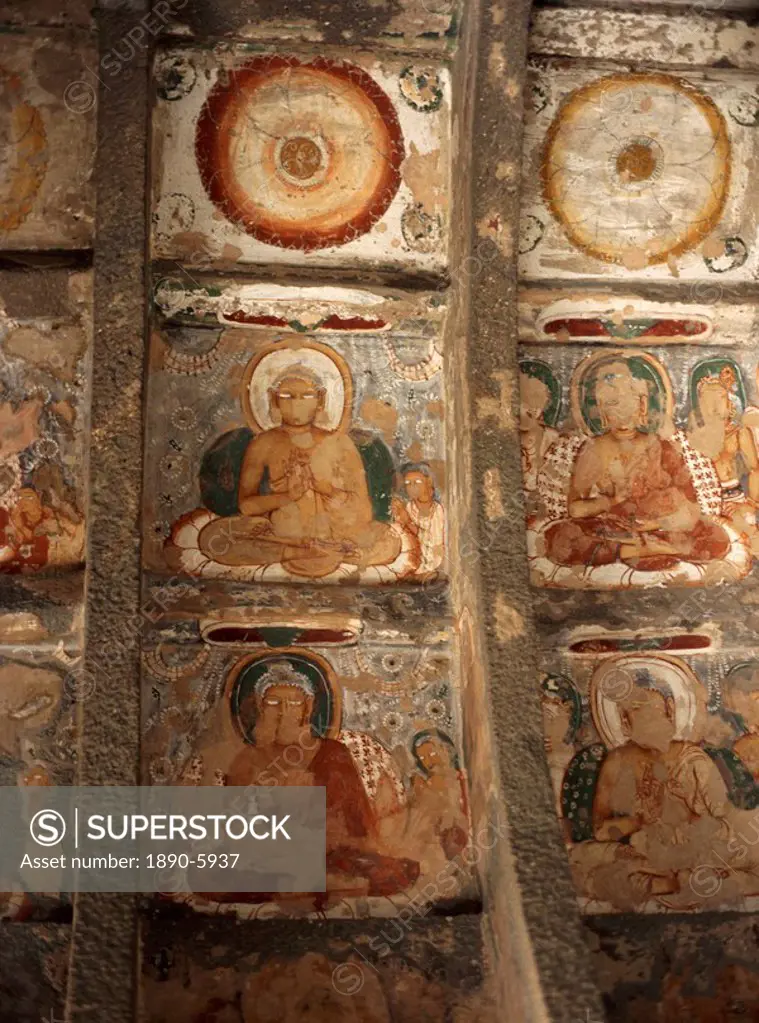One thousand Buddhas, painted between roof ribs on ceiling dating from 2nd century, Cave 10, Ajanta Caves, UNESCO World Heritage Site, Maharashtra sta...
