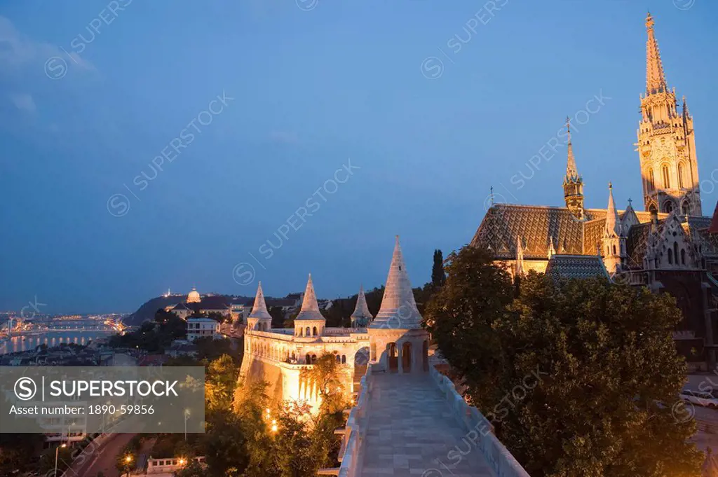 Matyas Church, Fishermans Bastion and River Danube, Castle District in evening light, Budapest, Hungary, Europe