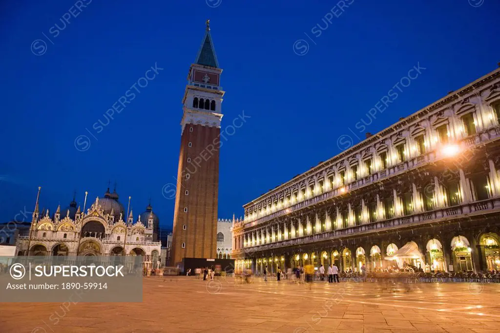 St. Mark´s Cathedral and Campanile in early evening, St. Mark´s Square, Venice, UNESCO World Heritage Site, Veneto, Italy, Europe
