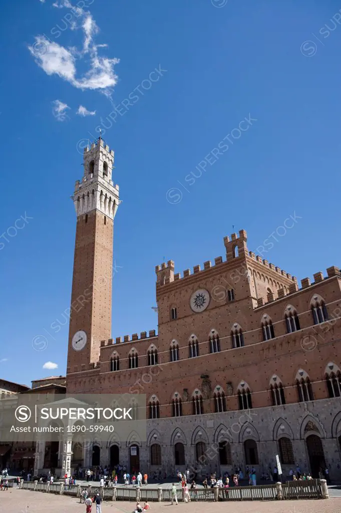 Palazzo Pubblico Town Hall, Piazza Del Campo, UNESCO World Heritage Site, Siena, Tuscany, Italy, Europe