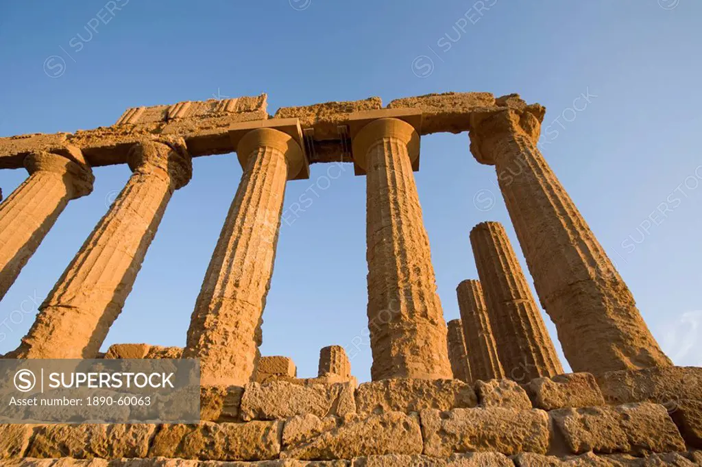 Temple of Hera, Valley of the Temples Valle dei Templi, Agrigento, UNESCO World Heritage Site, Sicily, Italy, Europe