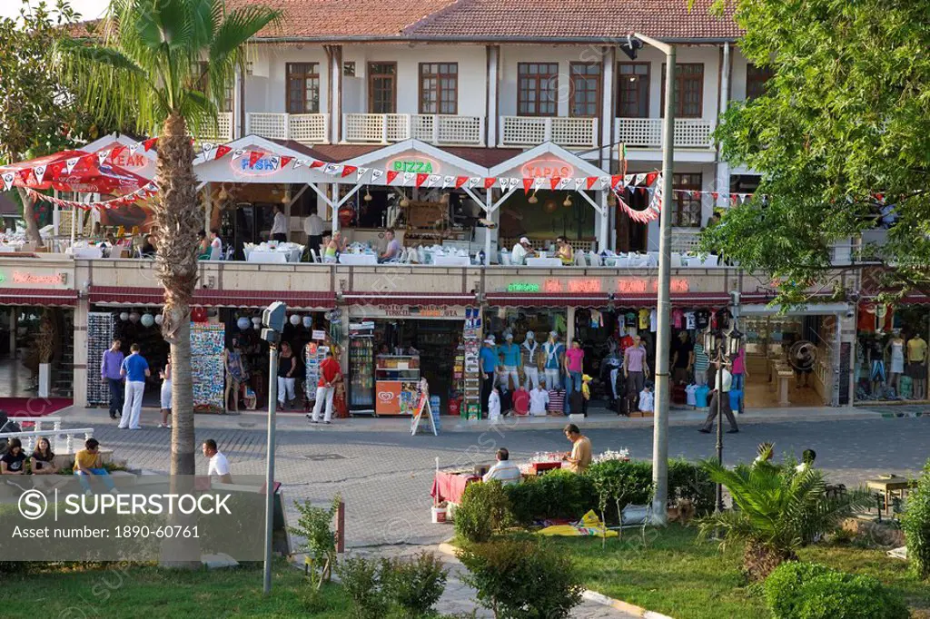 Restaurants and cafes in the resort town of Side, near Antalya, Eastern Mediterranean, Anatolia, Turkey, Asia Minor, Eurasia