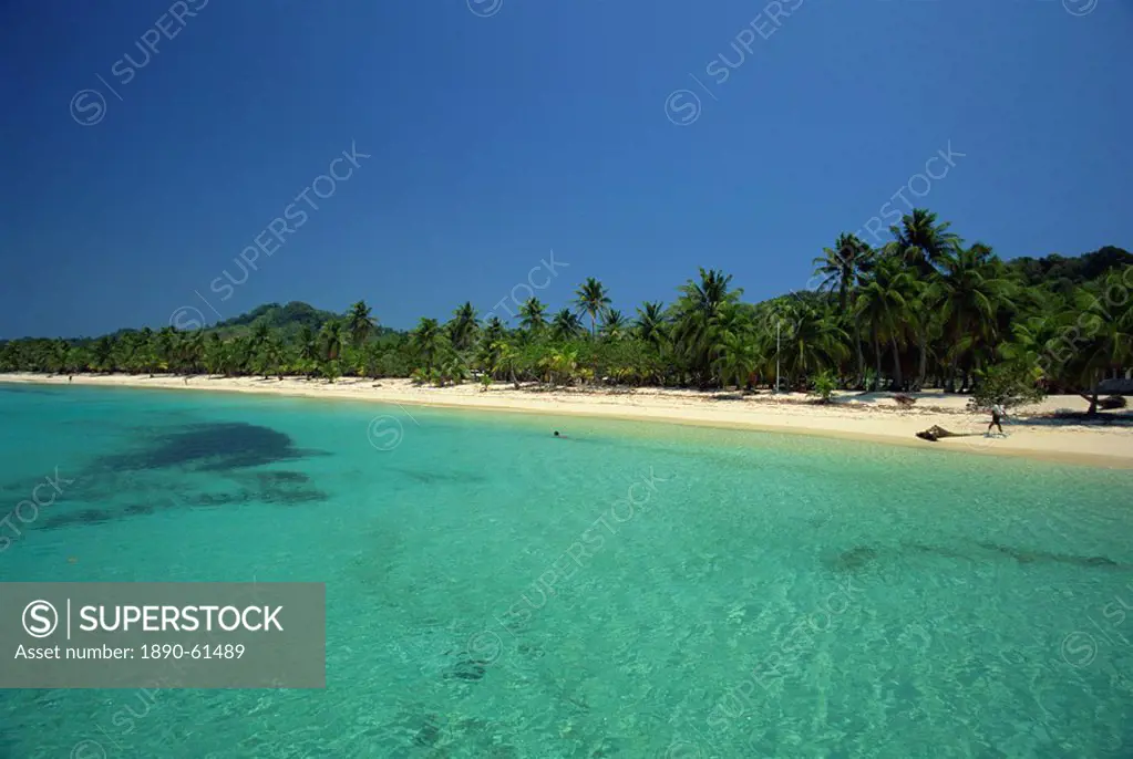West Bay, at western tip of Roatan, largest of the Bay Islands, Honduras, Caribbean, Central America