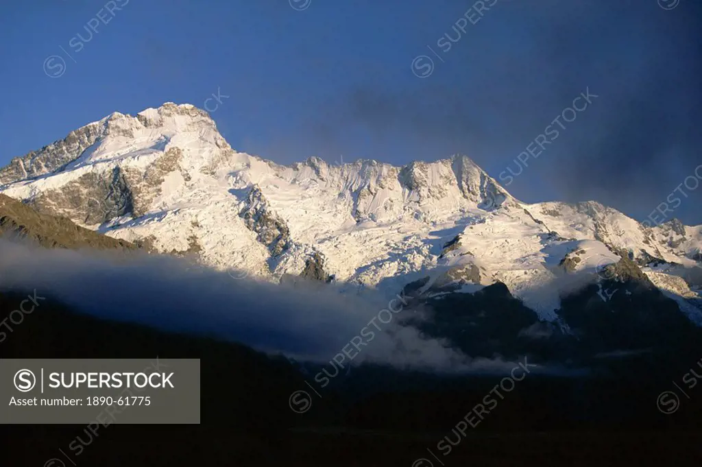 Peak of Mount Sefton on left and The Footstool, Mount Cook National Park, Southern Alps, Canterbury, South Island, New Zealand, Pacific