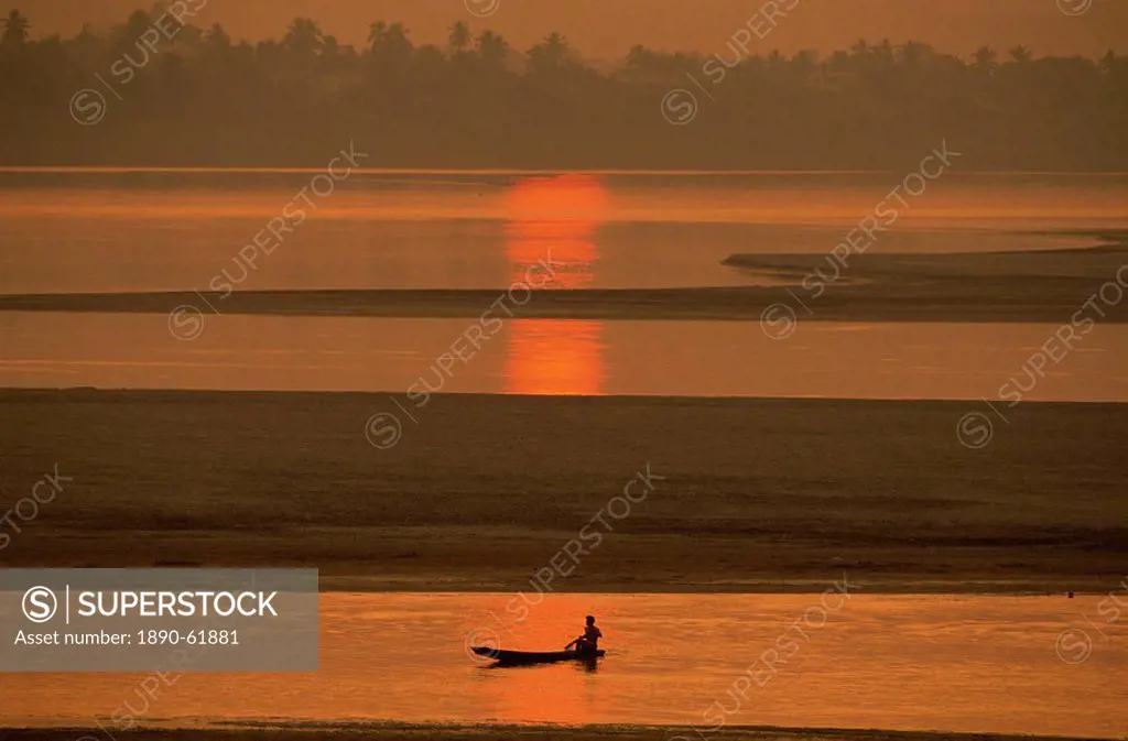 The Mekong River, Vientiane, Laos, Indochina, Southeast Asia, Asia