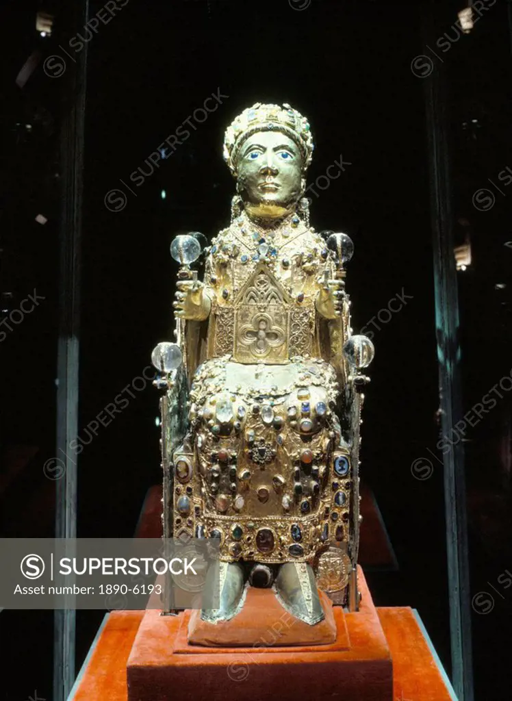 Reliquary statue of Ste. Foy, dating from 7th to 9th centuries and renovated in the 10th century, Treasury of Ste. Foy, Conques, Midi_Pyrenees, France...