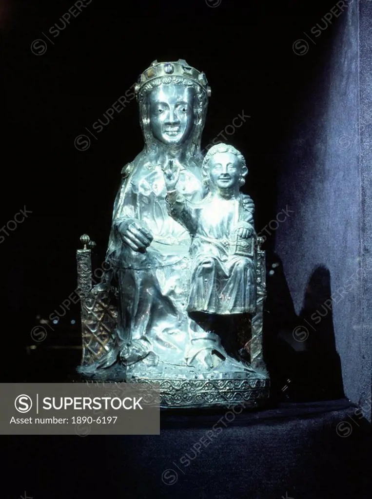 Silver statuette of Virgin Mary and Child, dating from end of the 13th century, Treasury of Ste. Foy, Conques, Midi_Pyrenees, France, Europe