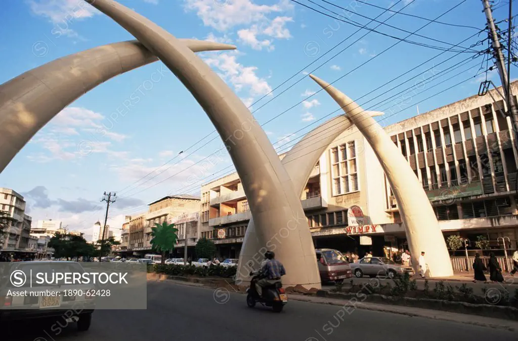 Tusks, Moi Avenue, Mombasa, Kenya, East Africa, Africa