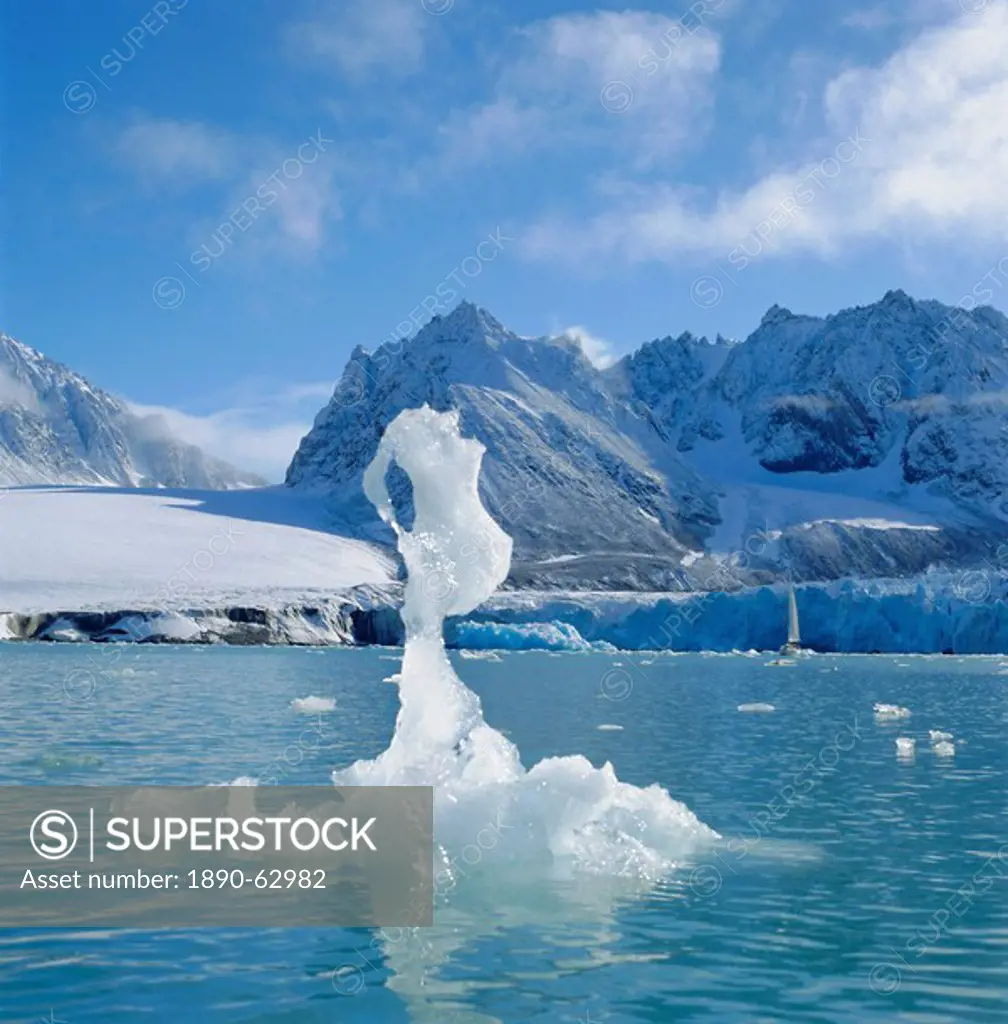 Ice formation in the water of Mandalenefjord, West Spitsbergen, Norway, Scandinavia, Europe