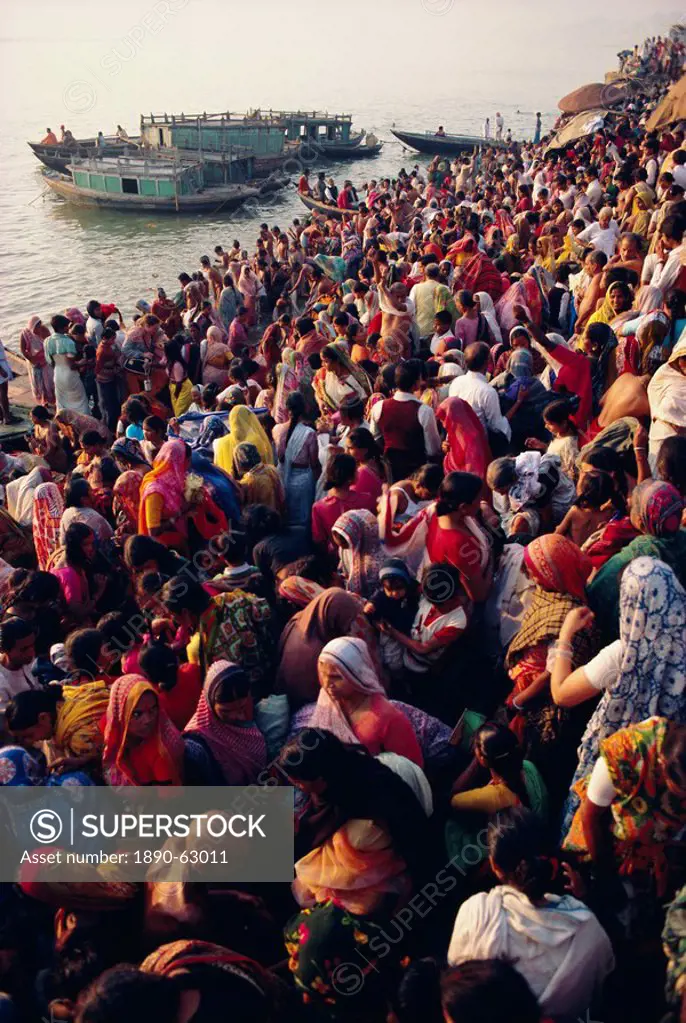Mass bathing in the Ganges Ganga River during the Kartik Poonima Festival, Varanasi Benares, Uttar Pradesh State, India, Asia