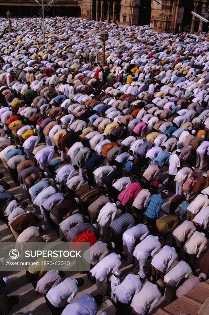 Muslims gather for prayers at the Jama Masjid Friday Mosque, Ahmedabad, Gujarat State, India