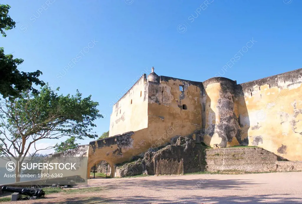 Fort Jesus, built in 1593 by the Portuguese, Mombasa, Kenya, East Africa, Africa