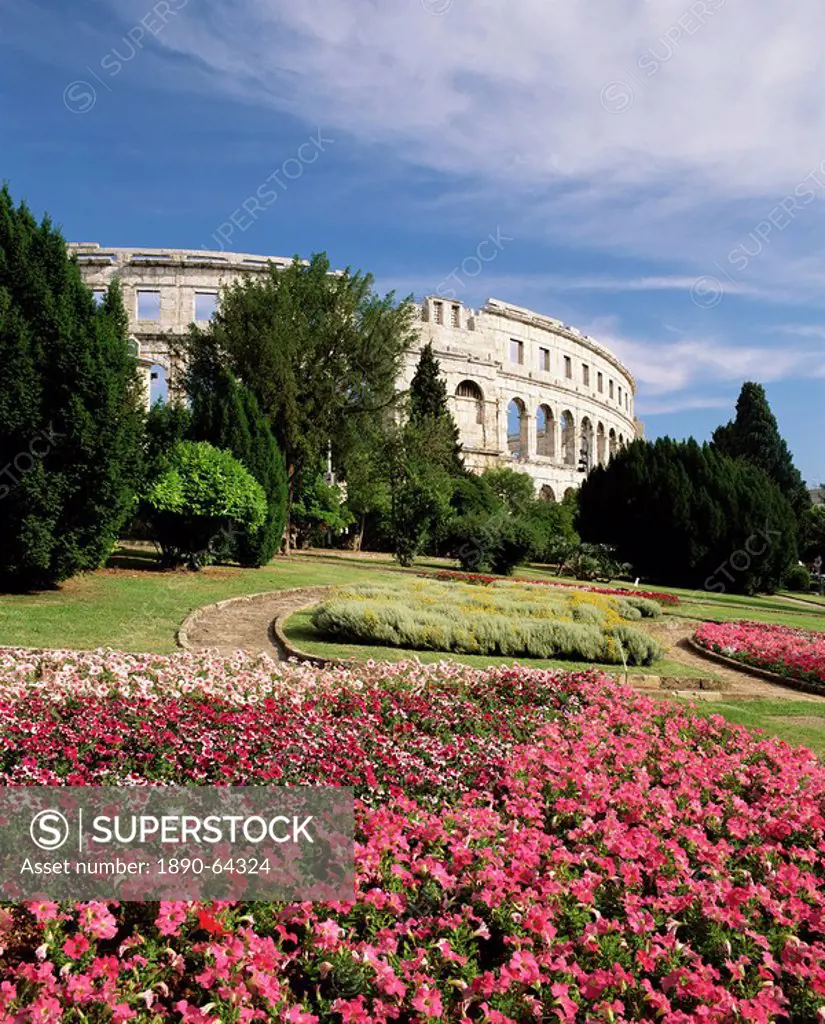 First century Roman amphitheatre, Pula, Istria, Croatia, Europe