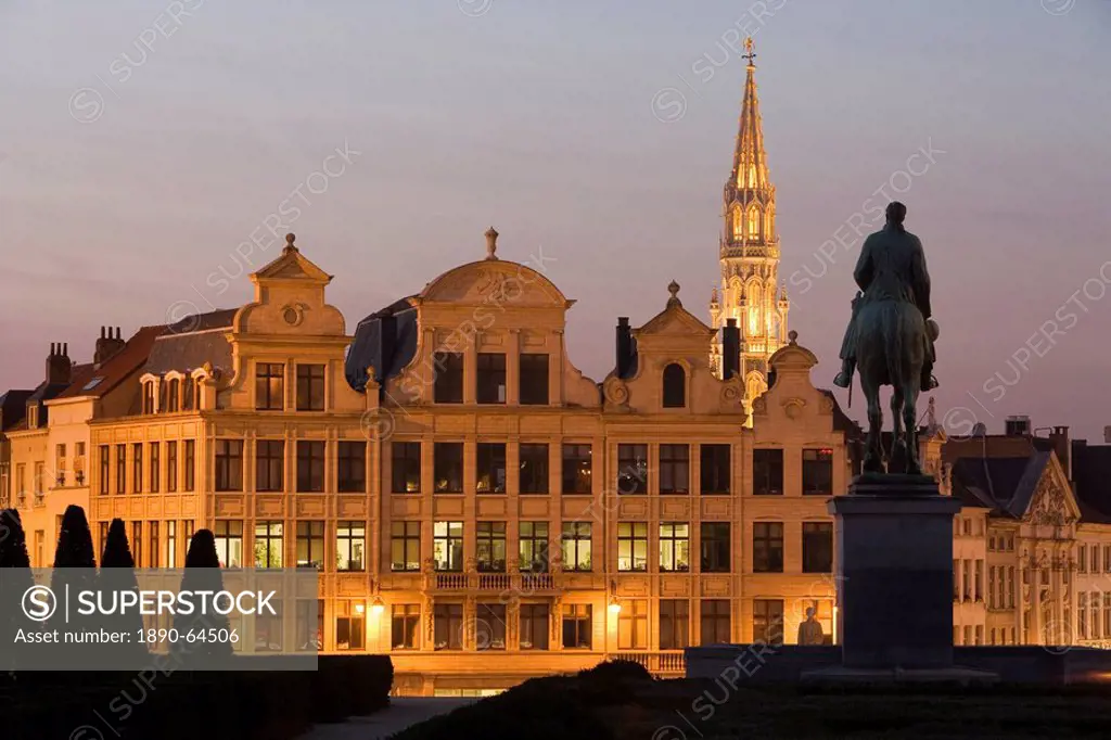 Hotel de Ville and St. Michael statue at dusk, Brussels, Belgium, Europe