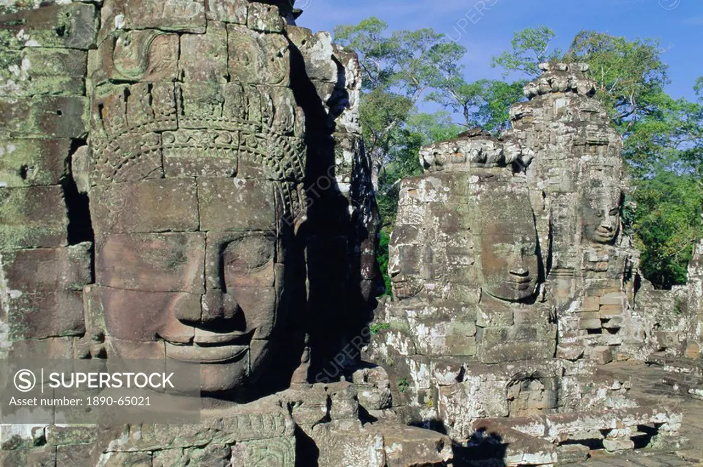 Myriad stone heads typifying Cambodia, the Bayon Temple, Angkor, Siem Reap, Cambodia, Indochina, Asia