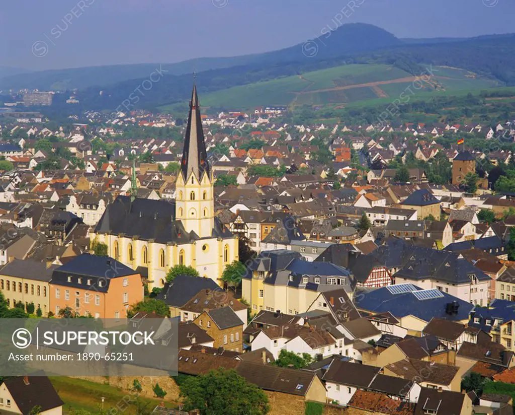 Church of St. Laurentius and Bad Neuenahr_Ahrweiler, Rhineland Palatinate, Germany, Europe