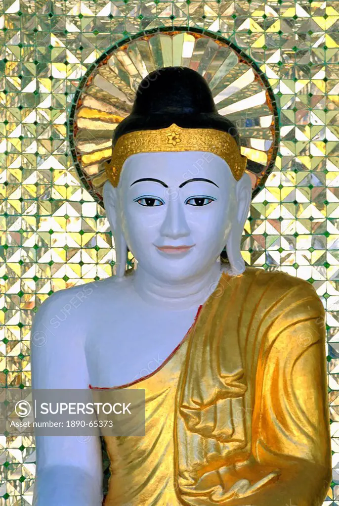 Buddha image, Shwedagon Paya Shwe Dagon Pagoda, Yangon Rangoon, Myanmar Burma