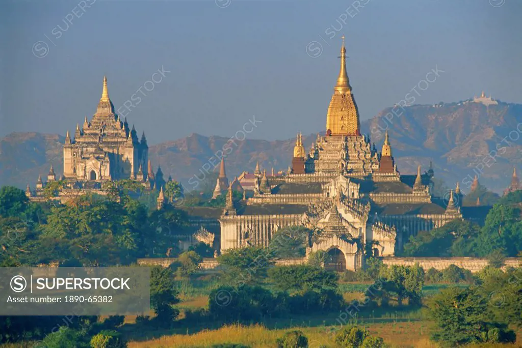 Ananda and Thatbyinnyu Pahtos temples, old Bagan Pagan, Myanmar Burma