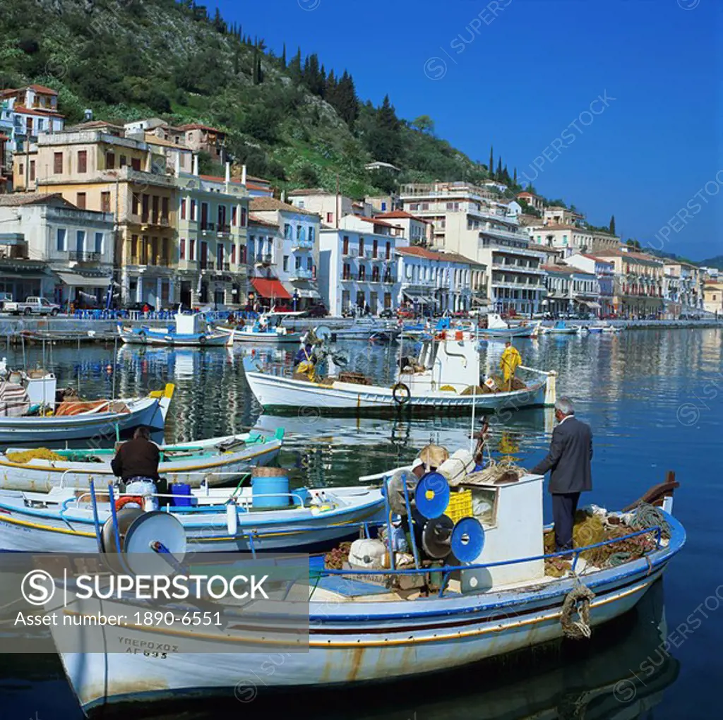 Fishing boats at port town of Neapoli, Peloponnese, Greece, Europe
