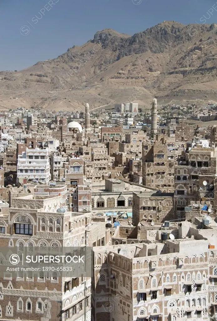 Traditional ornamented brick architecture on tall houses in Old City, Sana´a, UNESCO World Heritage Site, Yemen, Middle East