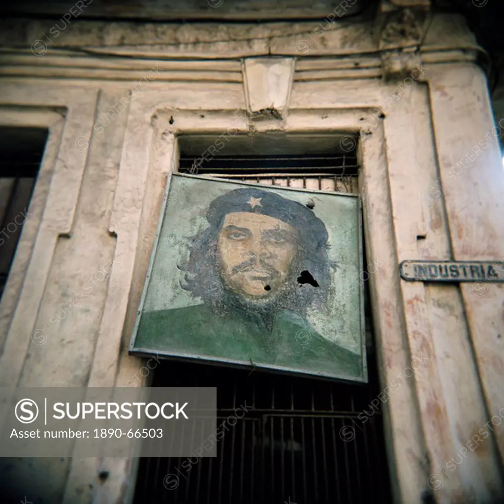 Old painting of Che Guevara on wall, Havana, Cuba, West Indies, Central America