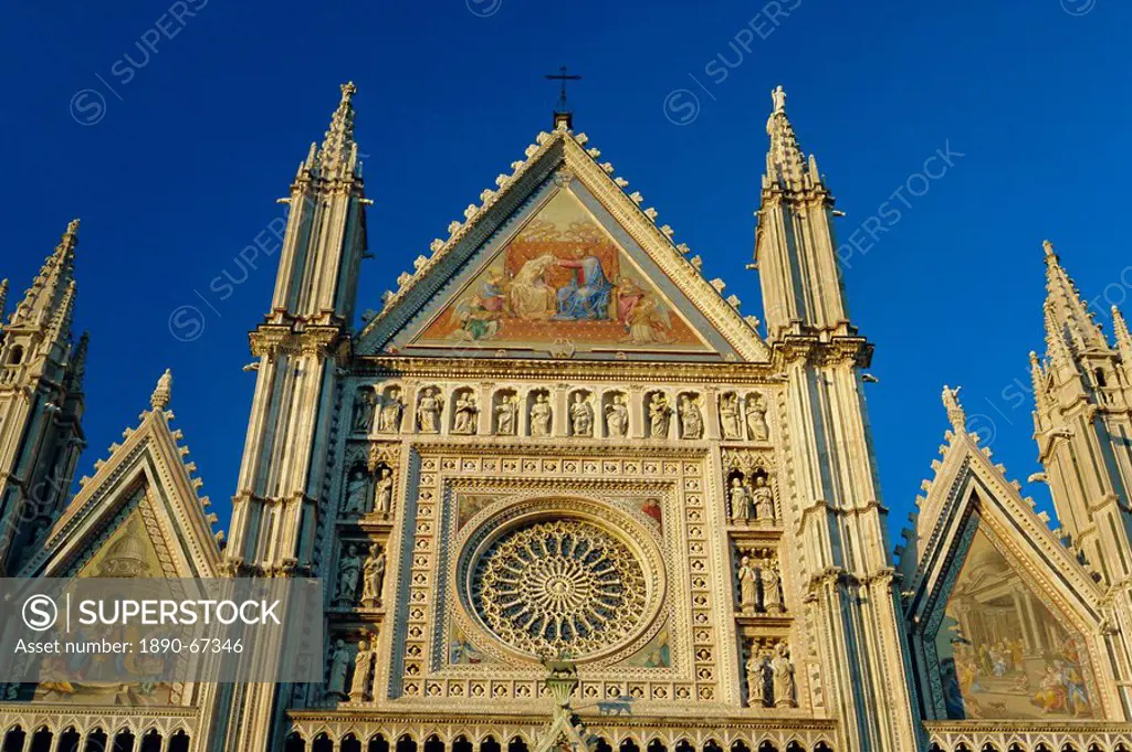 Rose window by Orcagna dating from the 14th century in the upper facade of the Duomo cathedral, Orvieto, Umbria, Italy, Europe