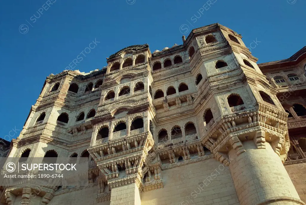 Ramparts of Meherangarh fort, Jodhpur, Rajasthan state, India, Asia