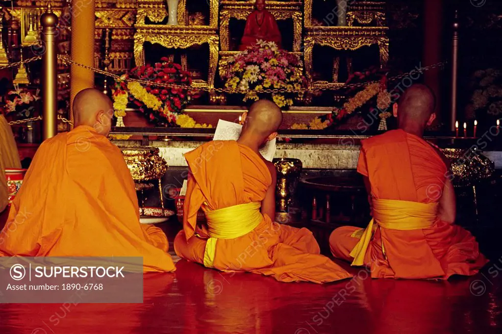 Magha Puja, Buddhist Lent, Doi Suthep, Chiangmai, North Thailand, Southeast Asia, Asia