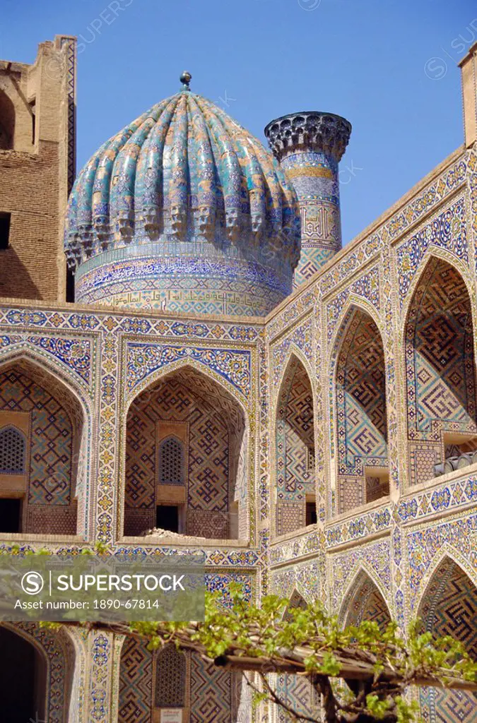 Shyr_Dor Madrasah Madressa 1636, Registan Square, Samarkand, Uzbekistan, Asia