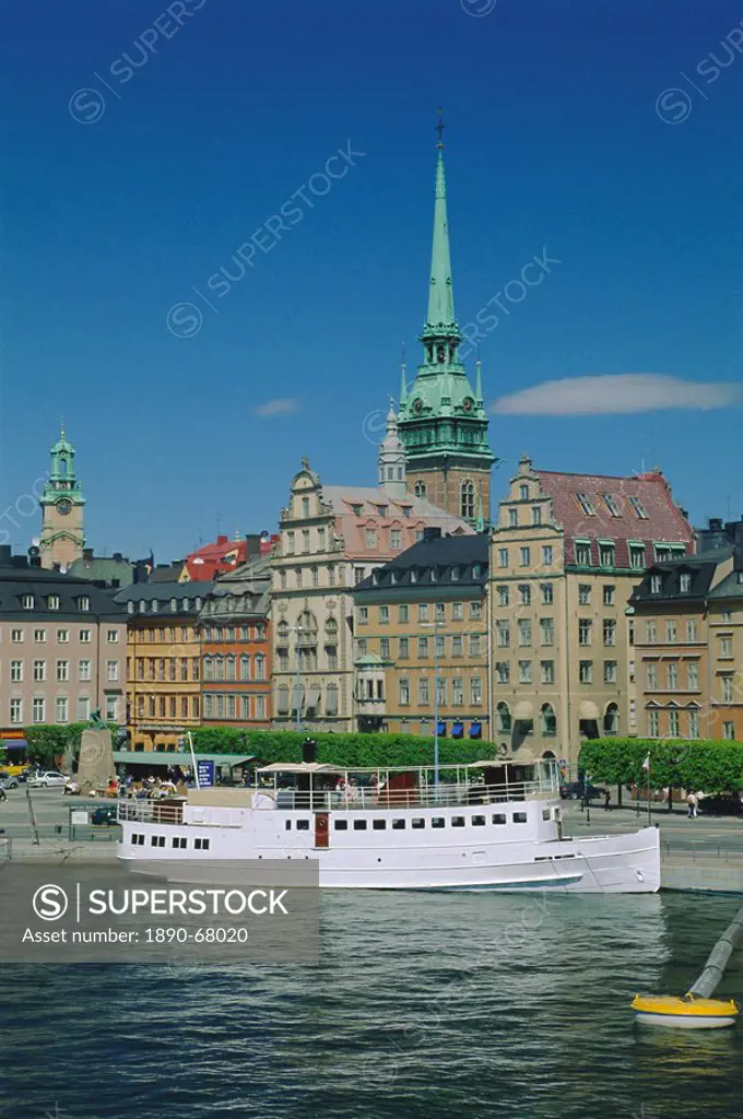 Munkbroleden waterfront, Gamla Stan Old Town, Stockholm, Sweden, Scandinavia, Europe