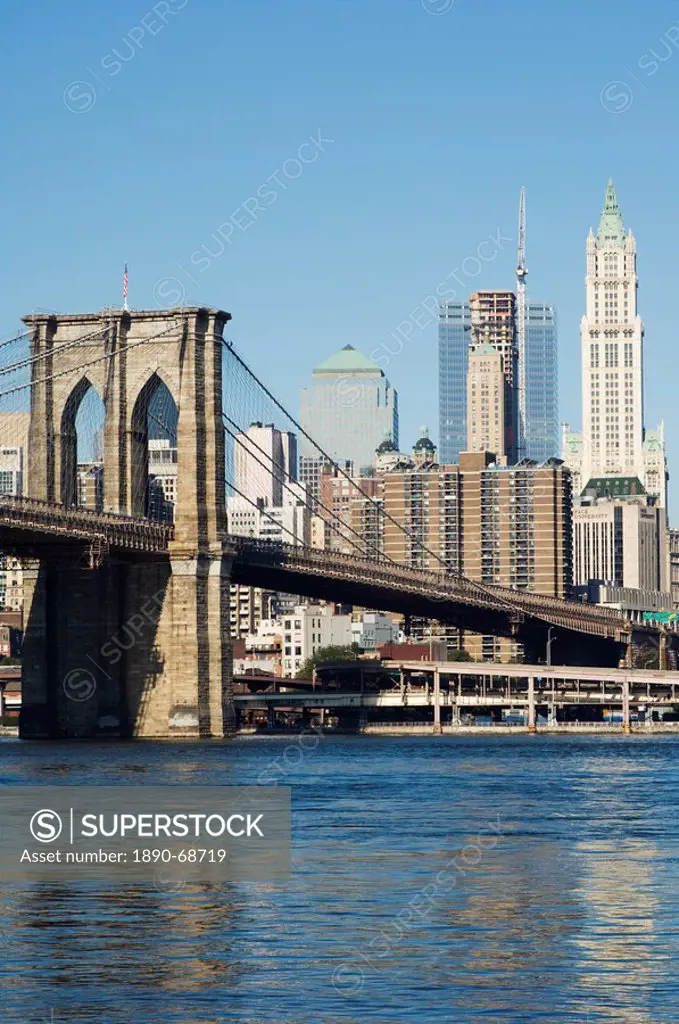 Manhattan skyline, Brooklyn Bridge and the East River, New York City, New York, United States of America, North America
