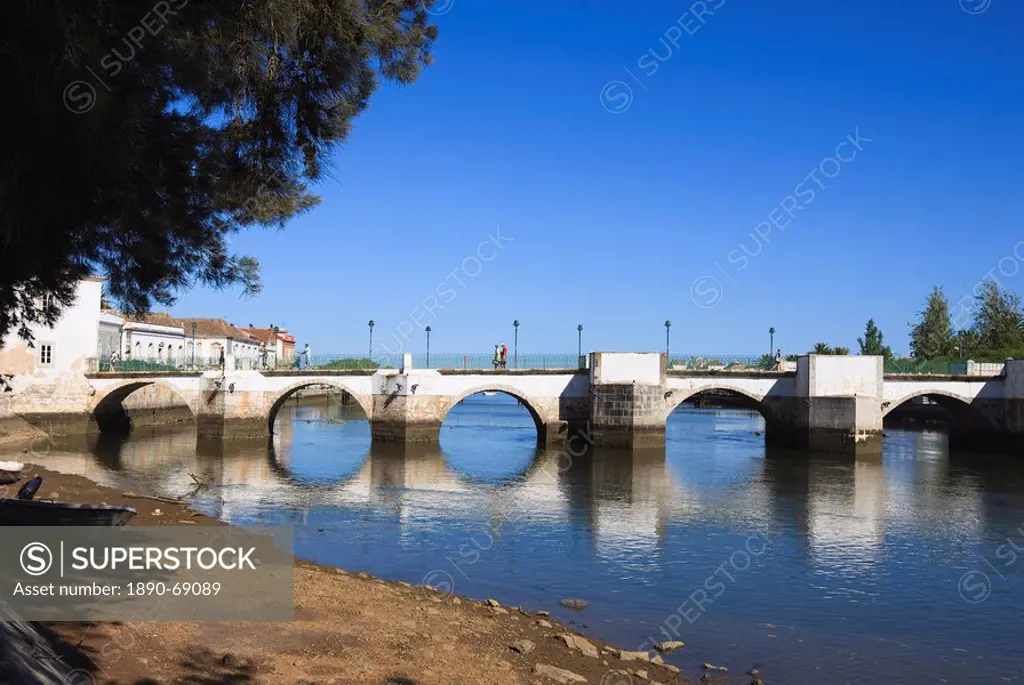 Ponta Romana Roman Bridge over River Gilao, Tavira, Algarve, Portugal, Europe