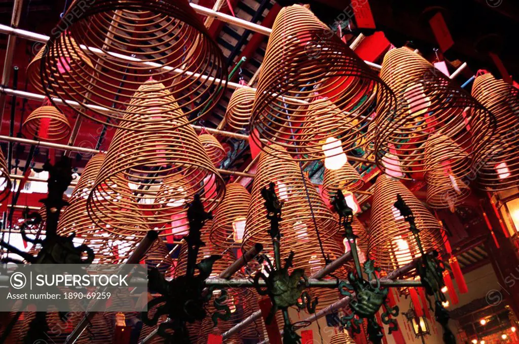 Incense coils, Man Mo Temple, Hong Kong Island, Hong Kong, China, Asia
