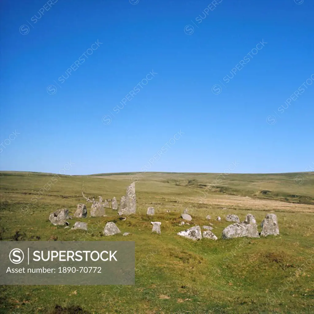 Bronze_Age Stone Circle and Stone Row, near Down Tor, Dartmoor, Devon, England, UK