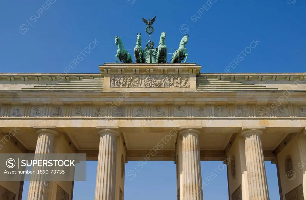 The Brandenburg Gate with the Quadriga winged victory statue on top, Pariser Platz, Berlin, Germany, Europe