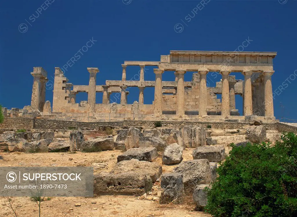 Temple of Aphaia, on Aegina, Argo Saronic Islands, Greek Islands, Greece, Europe
