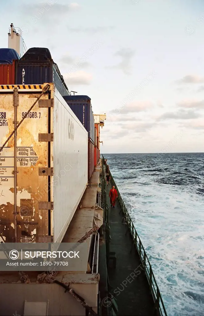 Container ship, mid_Atlantic Ocean