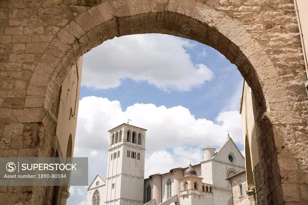 The New Gate Assisi and view of the Franciscan Basilica, UNESCO World Heritage Site, Assisi, Umbria, Italy, Europe