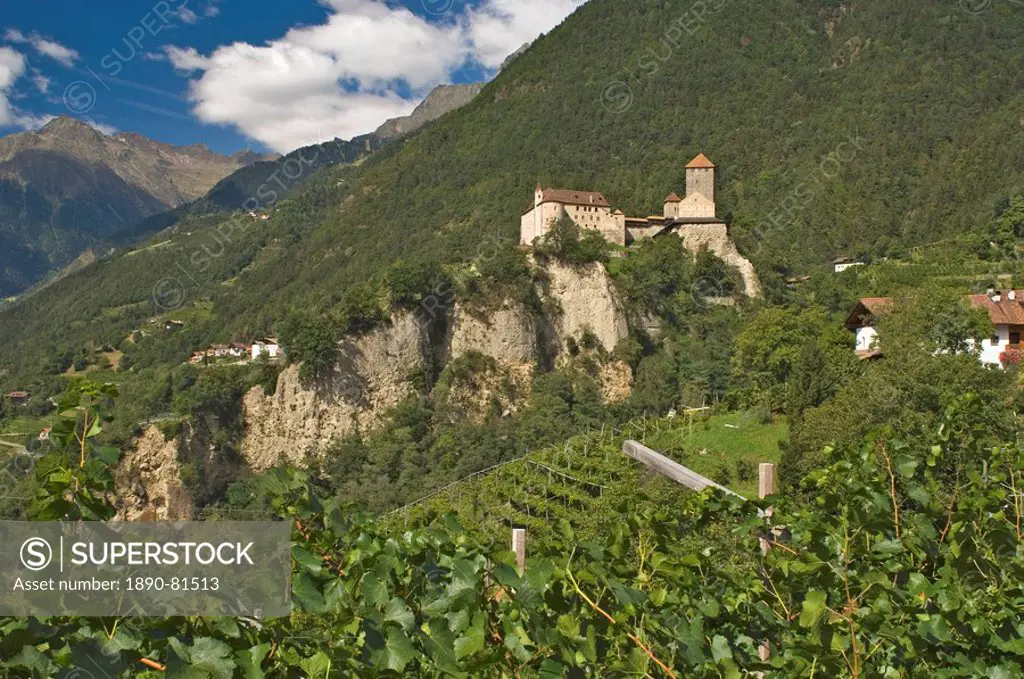 Castel Tirolo, now a museum, Dorf Tyrol, western Dolomites, Trentino_Alto Adige, Sud Tyrol, Italy, Europe