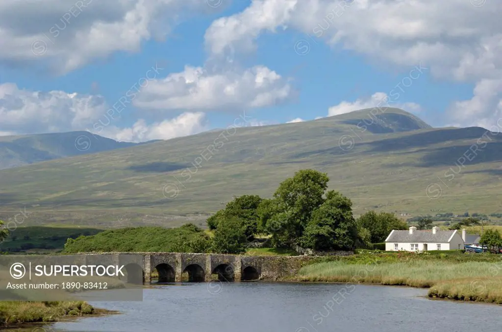 Ancient bridge near Newport, County Mayo, Connacht, Republic of Ireland Eire, Europe