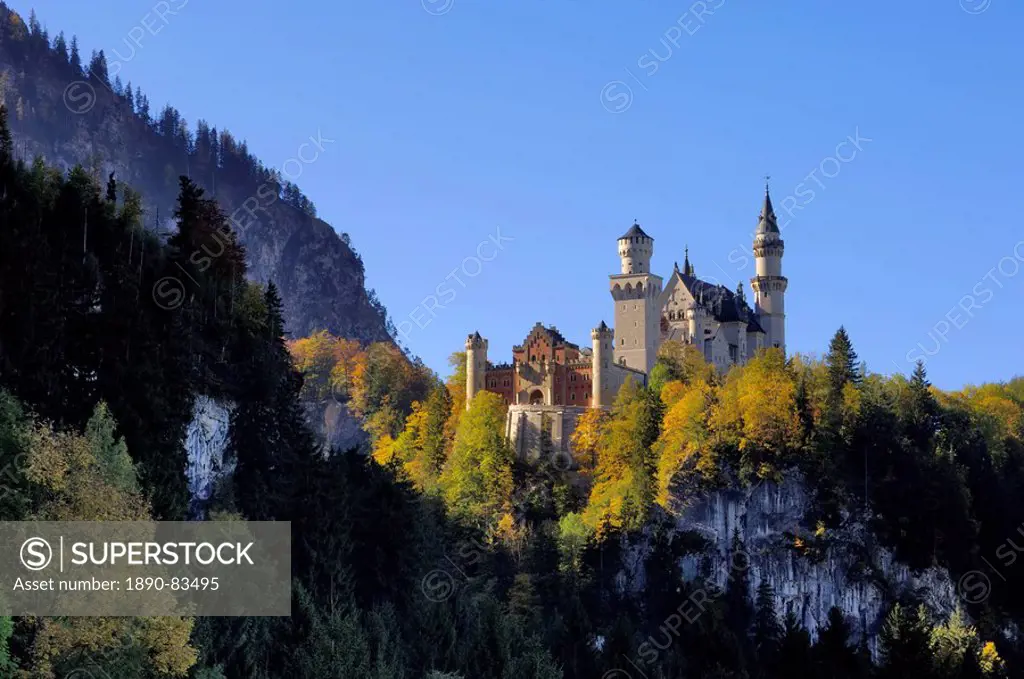 Schloss Neuschwanstein, fairytale castle built by King Ludwig II, near Fussen, Bavaria Bayern, Germany