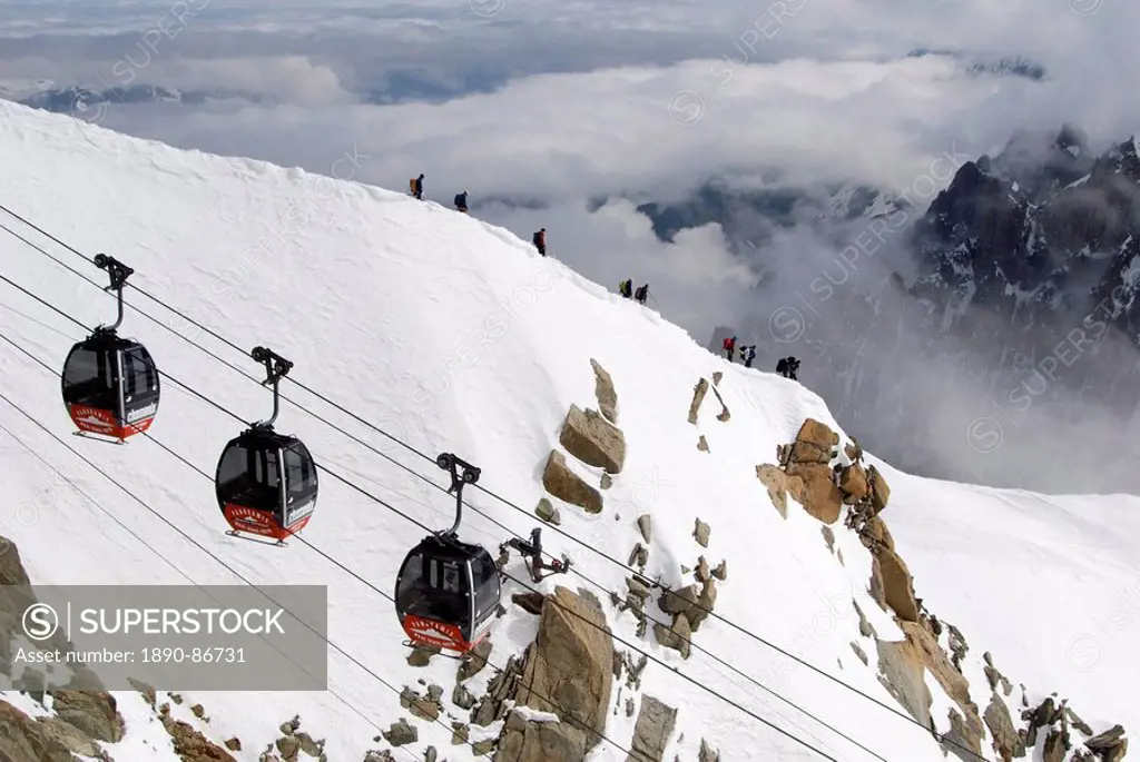 Cable cars approaching Aiguille du Midi summit, Chamonix_Mont_Blanc, French Alps, France, Europe