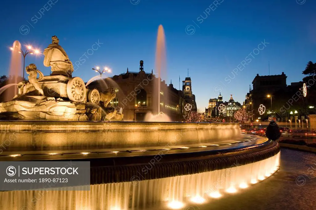 Cibeles fountain, Cibeles Square, Calle de Alcala, at Christmas time, Madrid, Spain, Europe