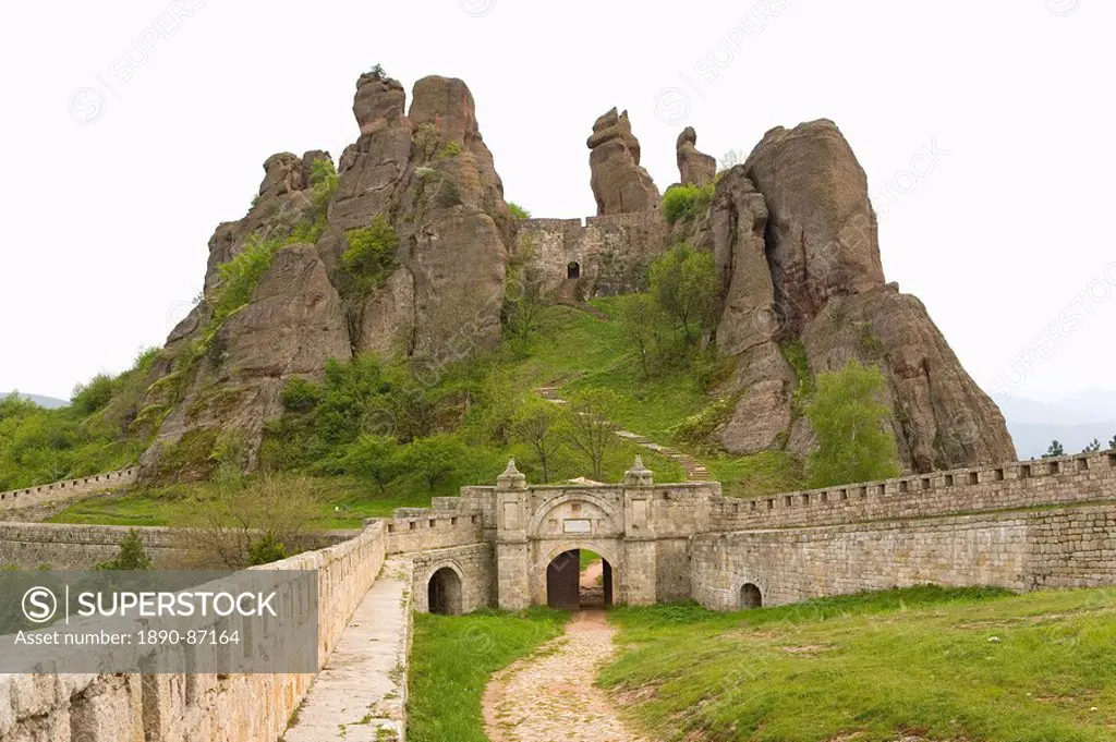 Kaleto fortress and rock formations, Belogradchik, Bulgaria, Europe