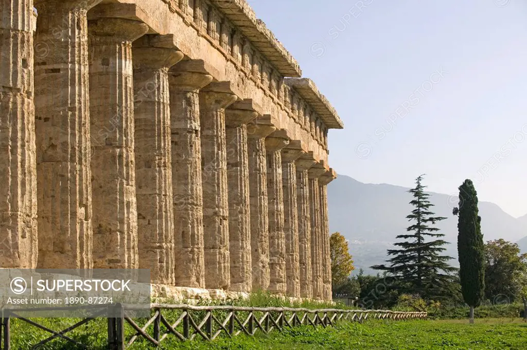 Temple of Poseidon Neptune, Paestum, UNESCO World Heritage Site, Campania, Italy, Europe